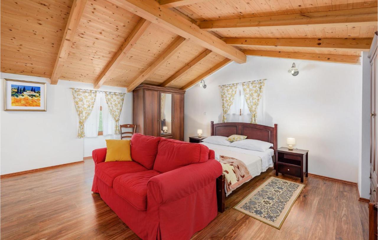 Cozy Home In Pamici With Kitchen Zewnętrze zdjęcie