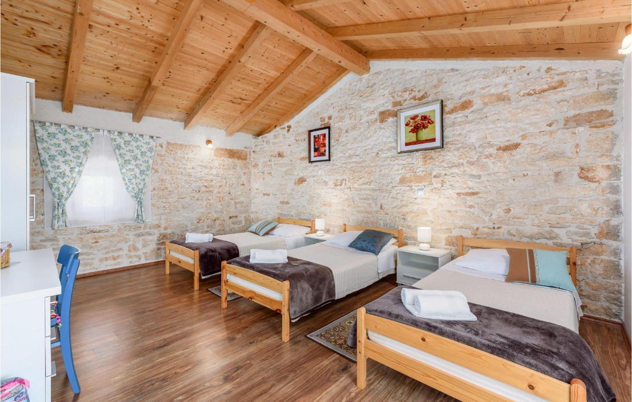 Cozy Home In Pamici With Kitchen Zewnętrze zdjęcie