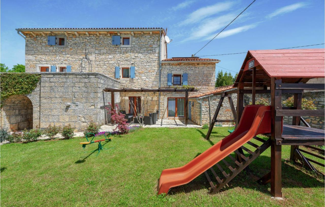 Cozy Home In Pamici With Kitchen Zewnętrze zdjęcie