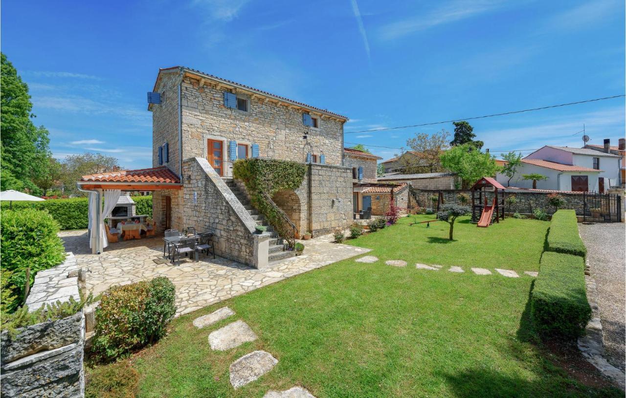 Cozy Home In Pamici With Kitchen Zewnętrze zdjęcie