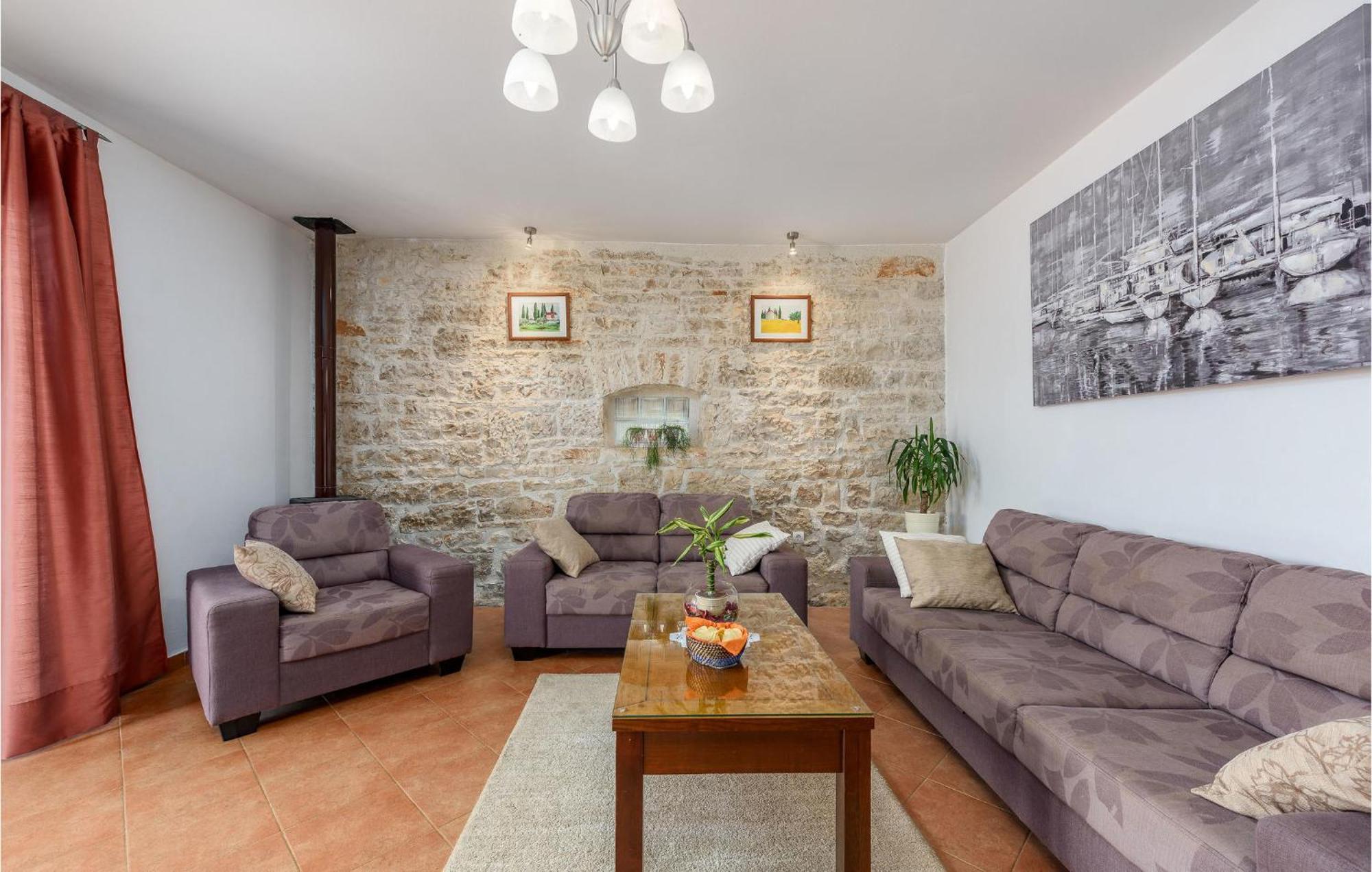 Cozy Home In Pamici With Kitchen Zewnętrze zdjęcie